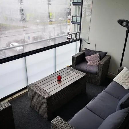 Mukava Asunto Saunalla Ja Isolla Parvekkeella! Apartmán Tampere