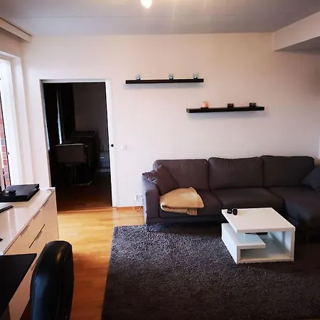 Mukava Asunto Saunalla Ja Isolla Parvekkeella! Tampere